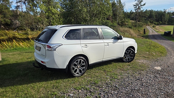 Mitsubishi Outlander 5 of 19
