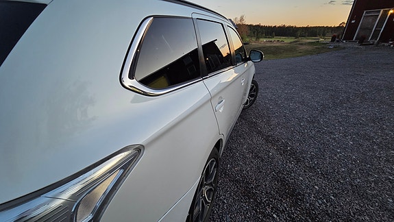 Mitsubishi Outlander 14 of 19