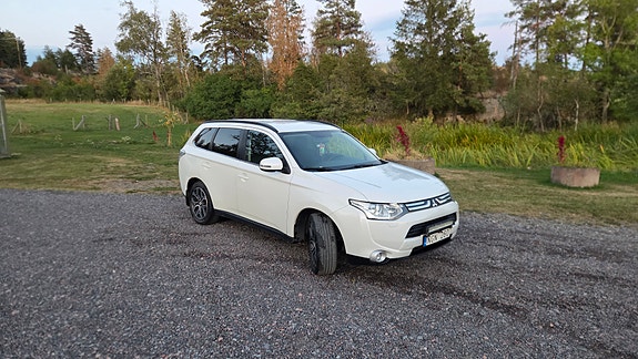 Mitsubishi Outlander 19 of 19