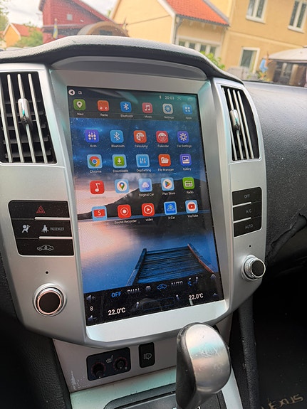 Lexus RX400h 12 of 16