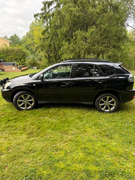 Lexus RX400h 5 of 16