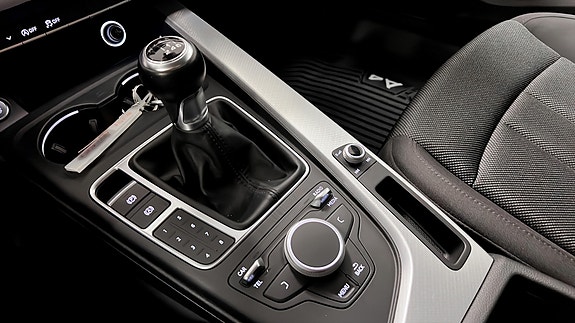 Audi A4 5 of 6