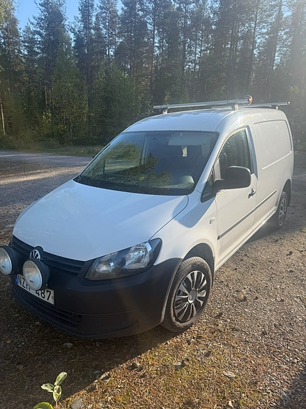 Volkswagen Caddy Maxi 2 of 7