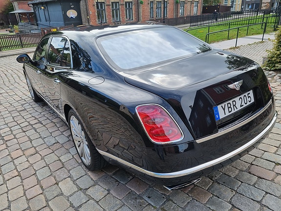Bentley Mulsanne 3 of 10
