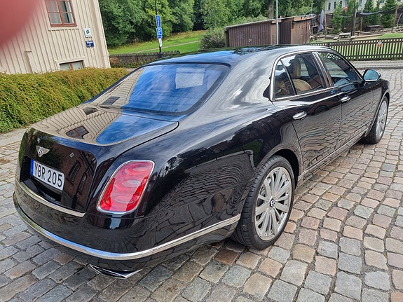 Bentley Mulsanne 4 of 10