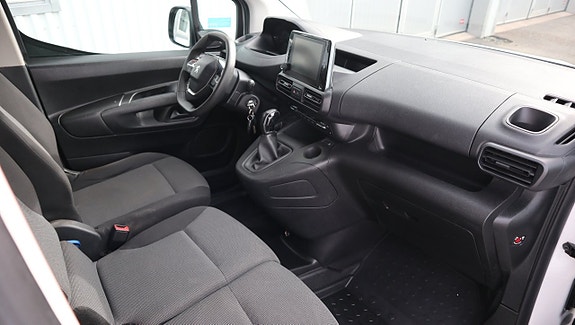 Peugeot Partner 10 of 15