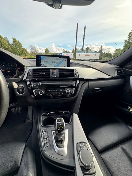 BMW 320d 20 of 26