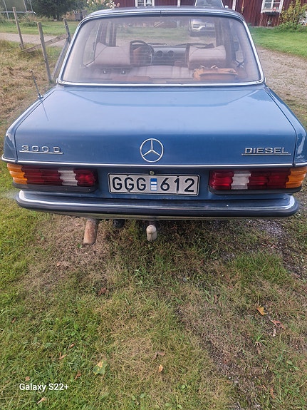 Mercedes-Benz 300 D 8 of 20