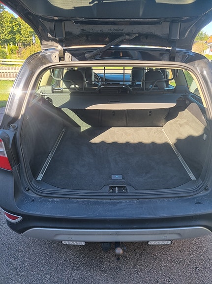 Volvo XC70 11 of 11
