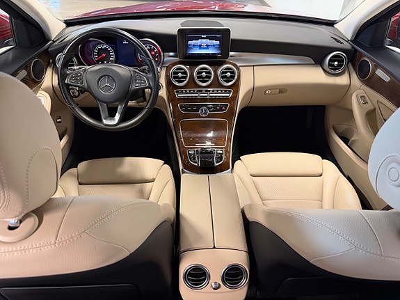 Mercedes-Benz C200 9 of 10