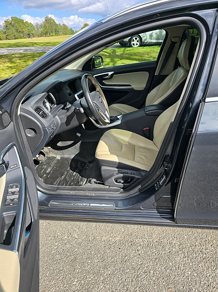 Volvo V60 7 of 7
