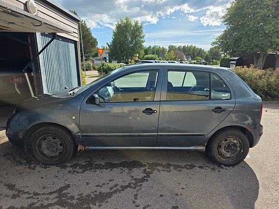 Skoda Fabia 4 of 10