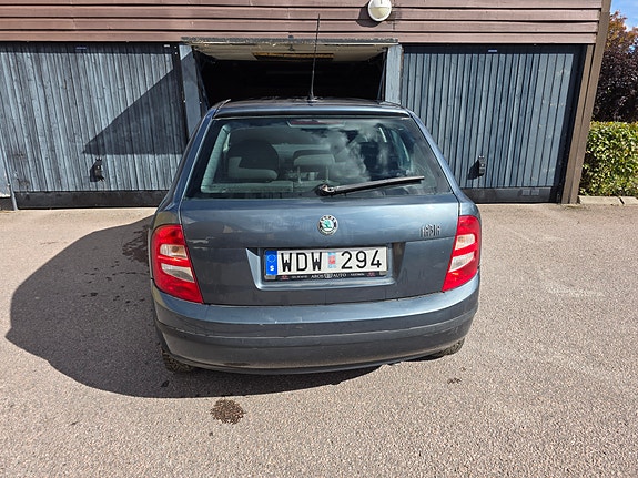 Skoda Fabia 5 of 10