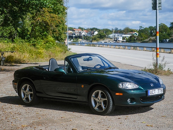 Mazda MX-5 2 of 16