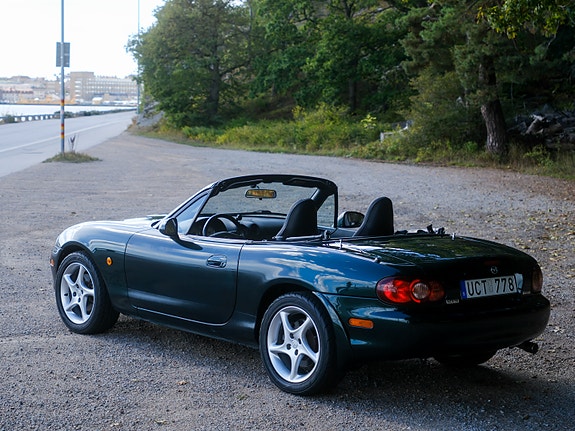 Mazda MX-5 3 of 16