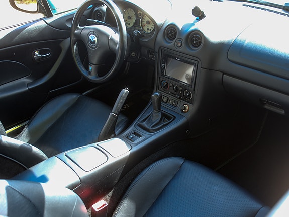Mazda MX-5 9 of 16