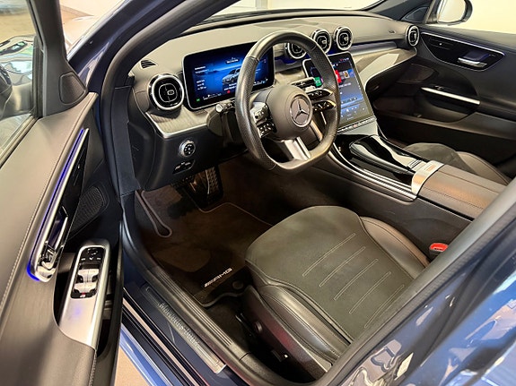 Mercedes-Benz C300 8 of 13