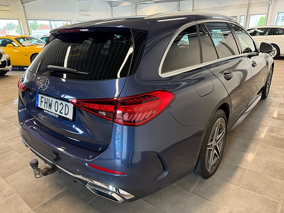 Mercedes-Benz C300 7 of 13