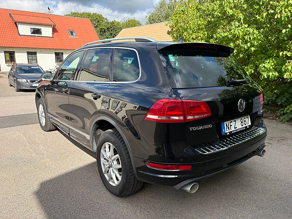 Volkswagen Touareg 7 of 15