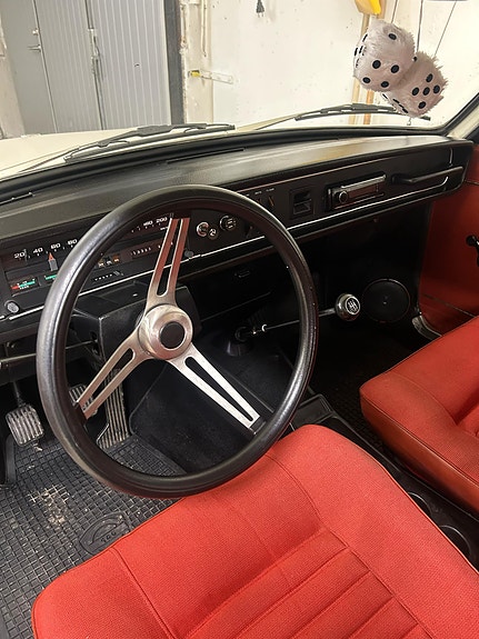 Volvo 144 6 of 10