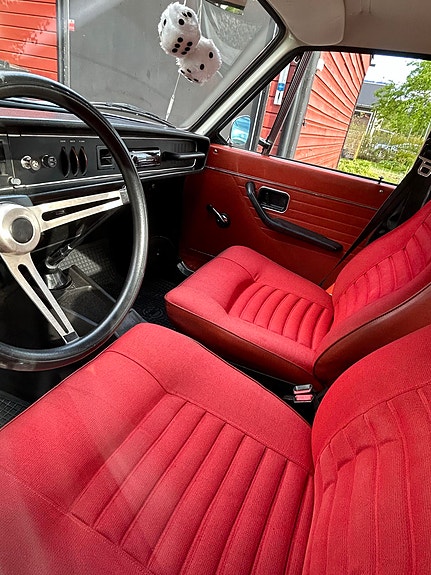 Volvo 144 4 of 10