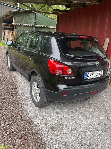 Nissan Qashqai 2 of 7