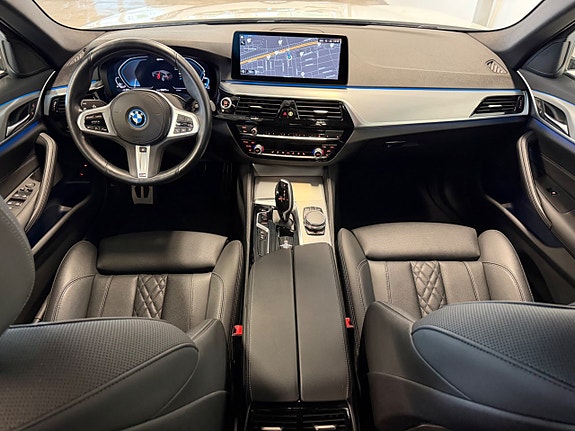 BMW 530e 10 of 14