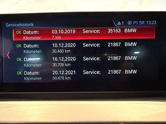 BMW X1 20 of 21