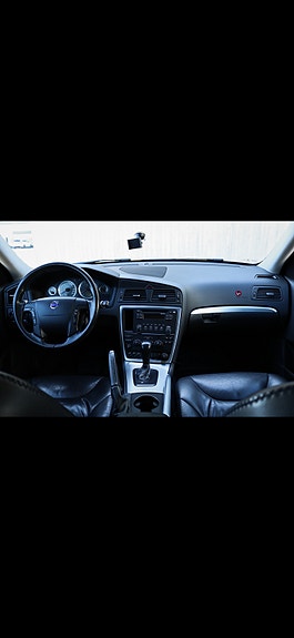 Volvo XC70 5 of 6