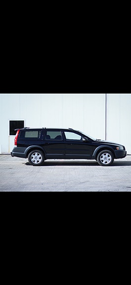 Volvo XC70 2 of 6