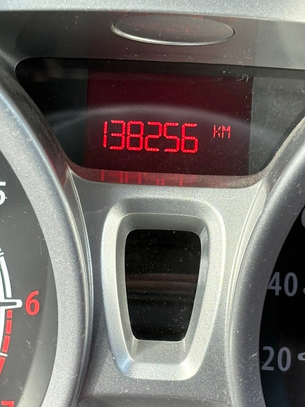 Ford Fiesta 11 of 12