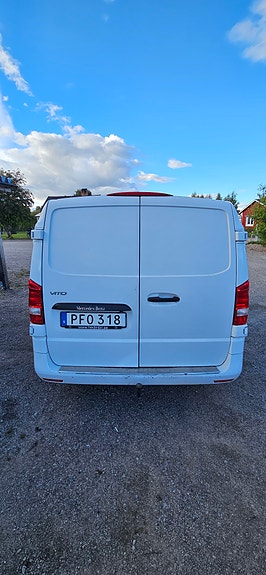 Mercedes-Benz Vito 111 3 of 9