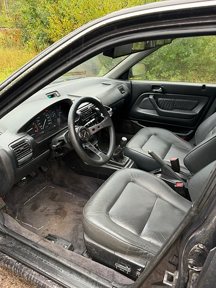 Honda Accord 7 of 9