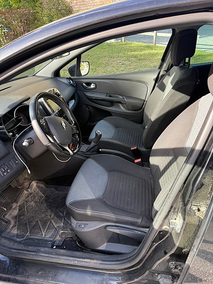 Renault Clio 6 of 7
