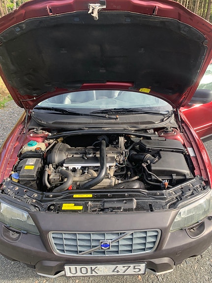 Volvo XC70 4 of 6