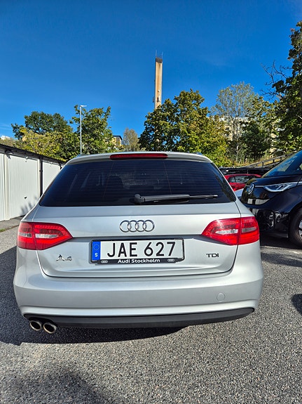 Audi A4 5 of 9
