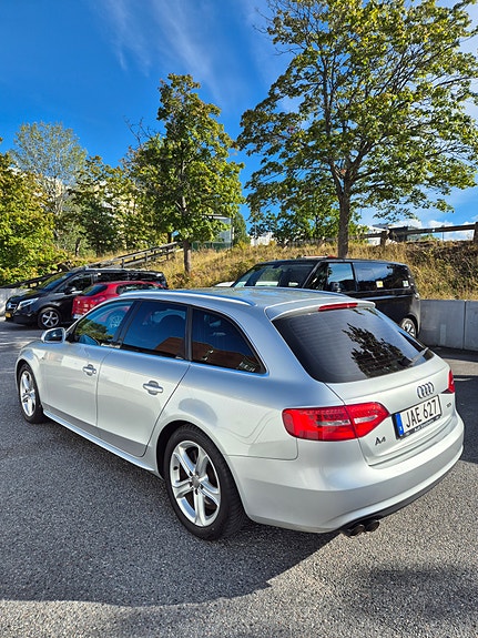 Audi A4 4 of 9