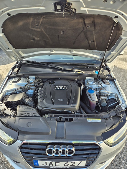 Audi A4 9 of 9