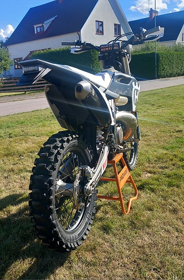 Husqvarna Te 300 Pro 2 of 4