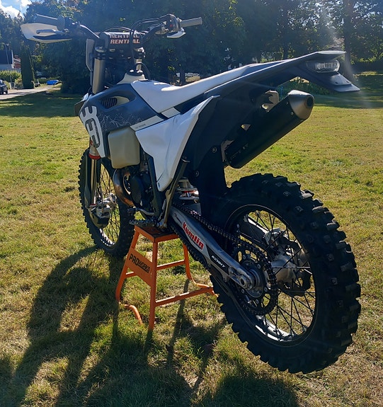 Husqvarna Te 300 Pro 3 of 4