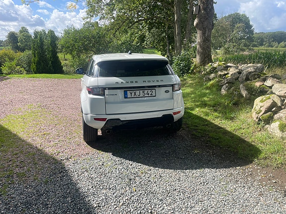 Land Rover Range Rover Evoque 3 of 5