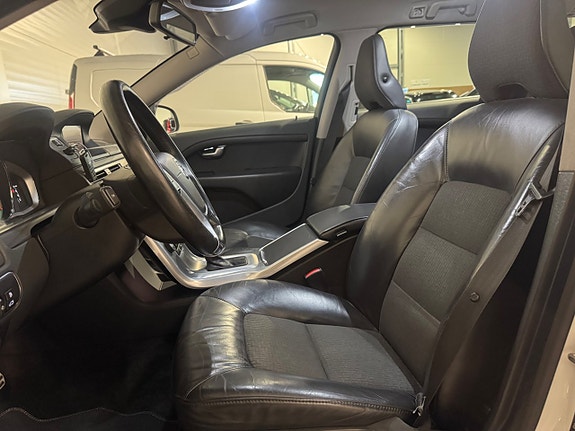 Volvo V70 18 of 23