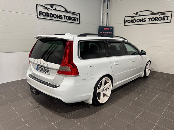 Volvo V70 8 of 23