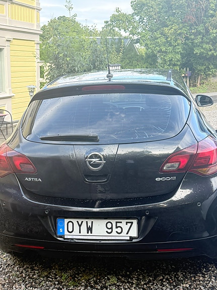 Opel Astra 10 of 14