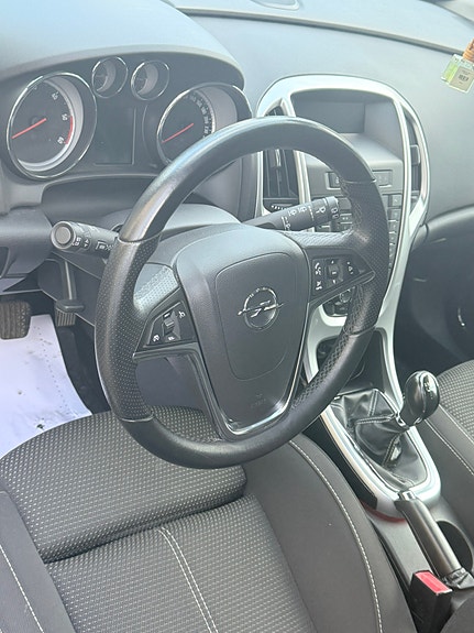 Opel Astra 5 of 14