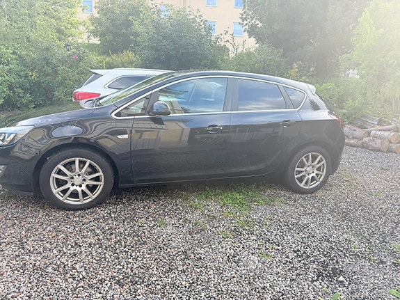 Opel Astra 14 of 14