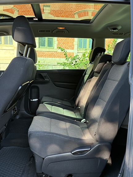 Volkswagen Sharan 8 of 21