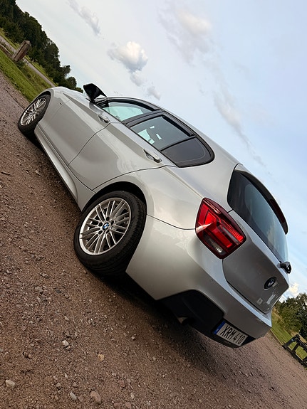 BMW 116i 4 of 11