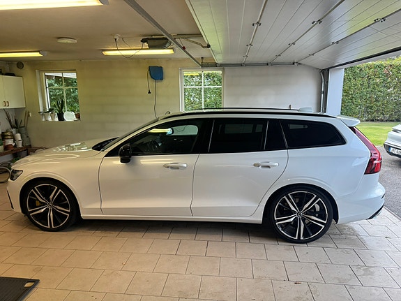 Volvo V60 7 of 13