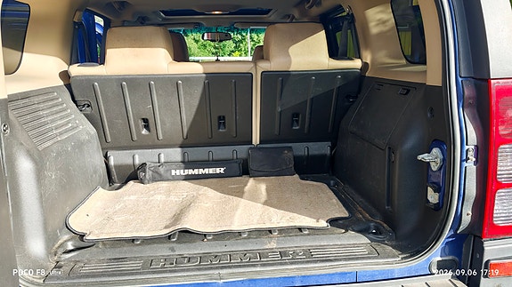 Hummer H3 11 of 12